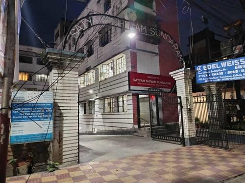  satyam-shivam-sundaram Entrance Gate Security Cabin