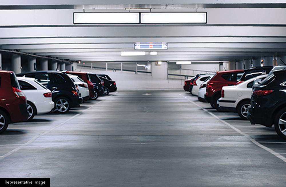  omkareshwar Closed Car Parking