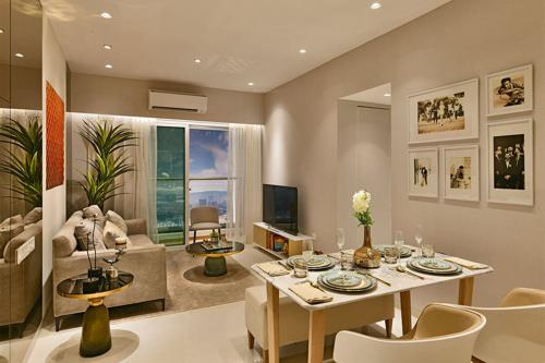  la-familia-wing-a Dining Area