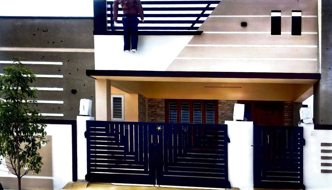 royal castle Elevation