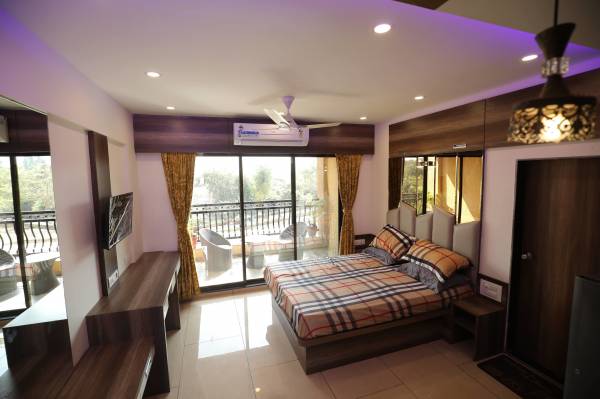  majestic-meadows Bedroom