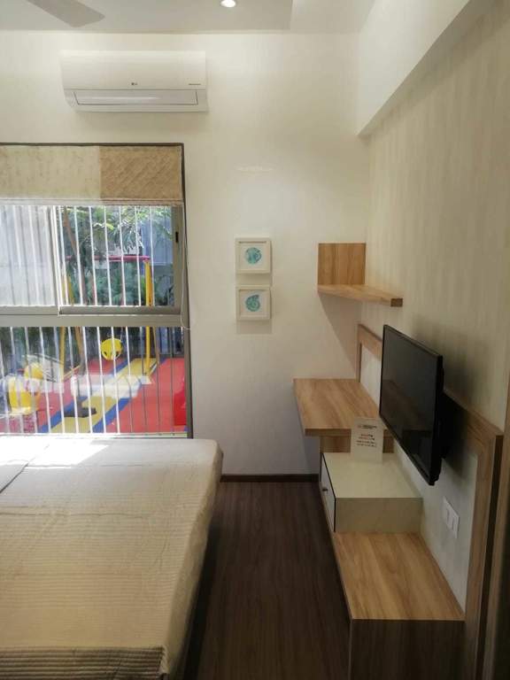  venkatesh erandwane central building b1 phase 2 Bedroom