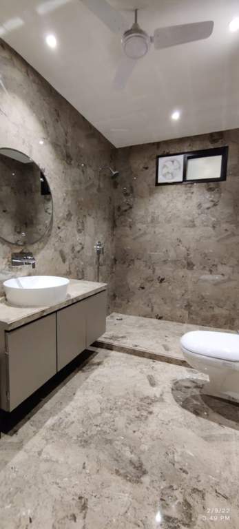  search homes 1 Bathroom