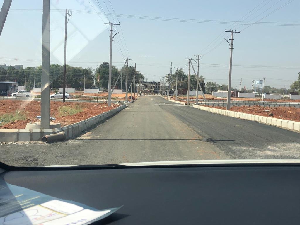  sr bamboo grove Internal Roads