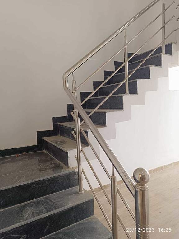  enclave phase 6 Living Area