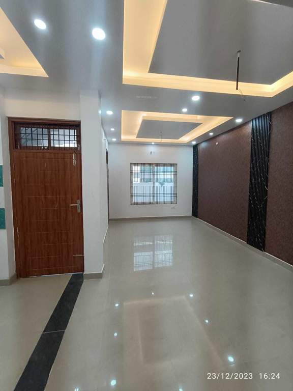  enclave phase 6 Living Area