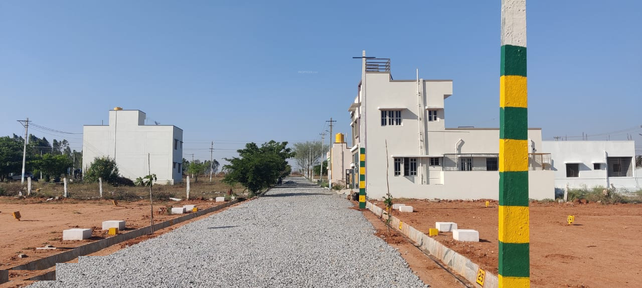  vinayaka enclave Plot