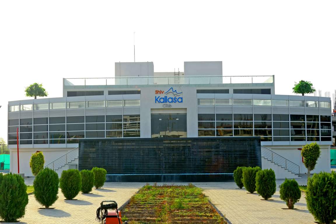  shiv kailasa phase ii Club House