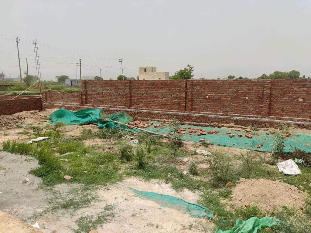  sawraj garden Plot