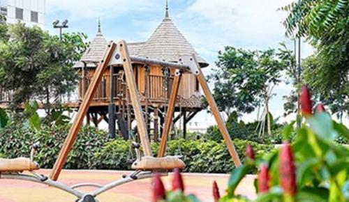  ocean-pearl-phase-ii Children's play area