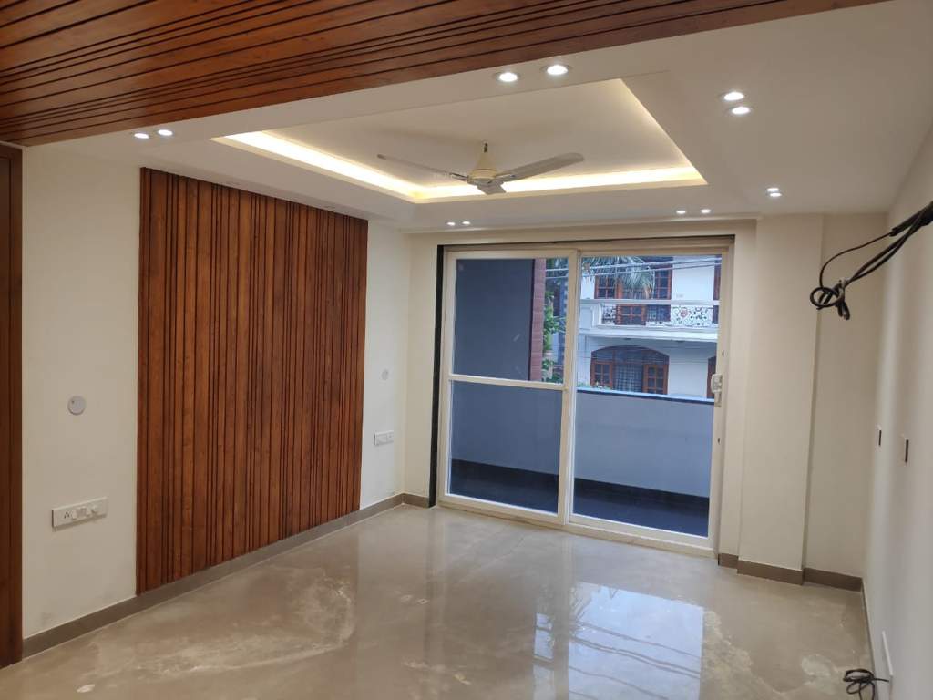 dlf city floor phase 1 Living Area