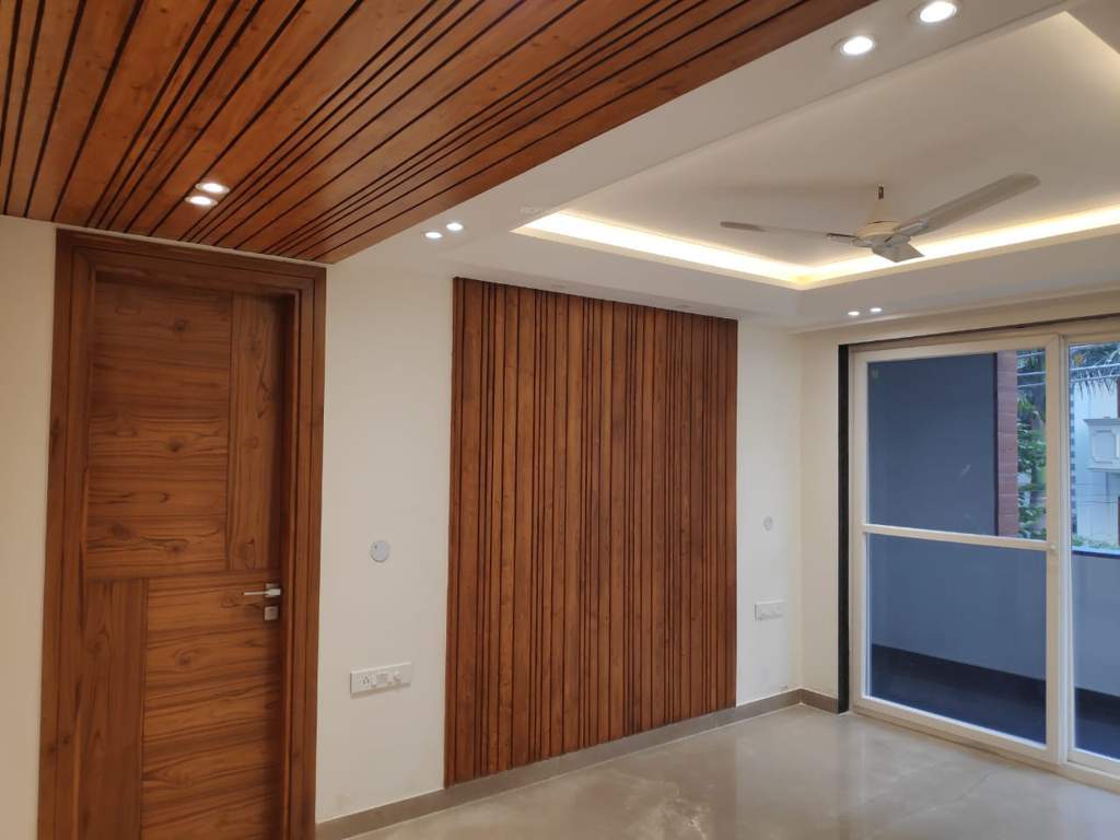 dlf city floor phase 1 Living Area