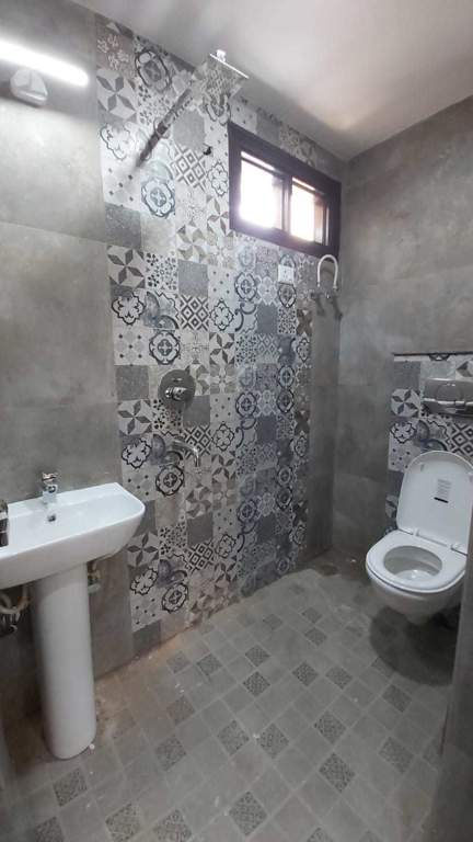  homes 2 Bathroom