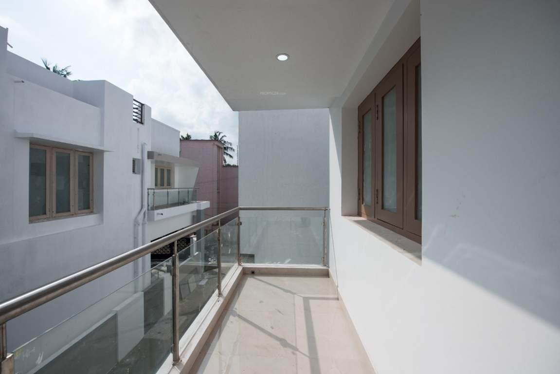  pammal independent villa Balcony