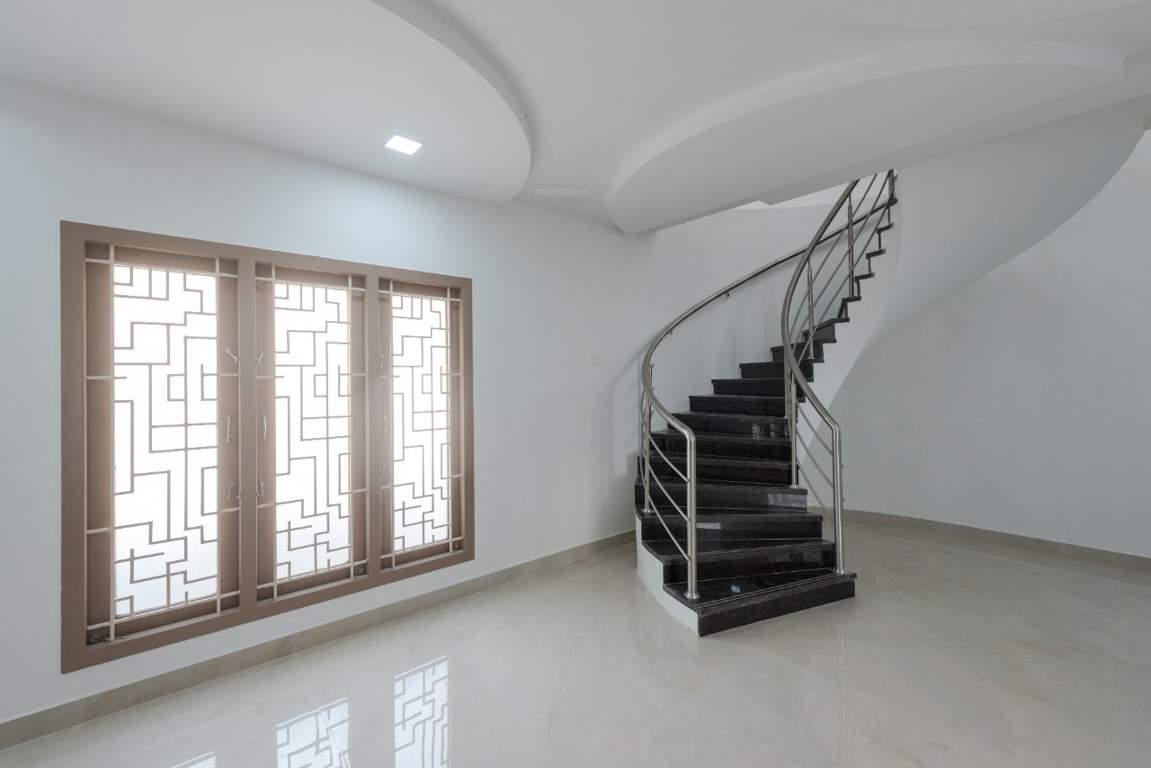  pammal independent villa Living Area