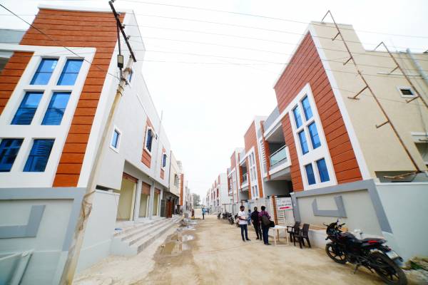  infra-ultimus Construction Status March-22