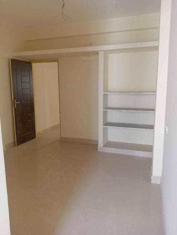  ideal daisy Living Area