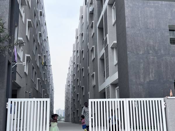  m-j-lakeview Elevation