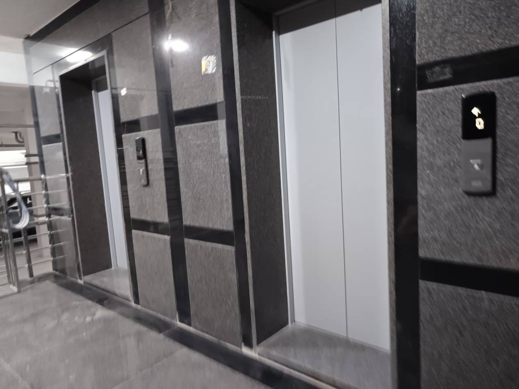  m j lakeview Lift(s)