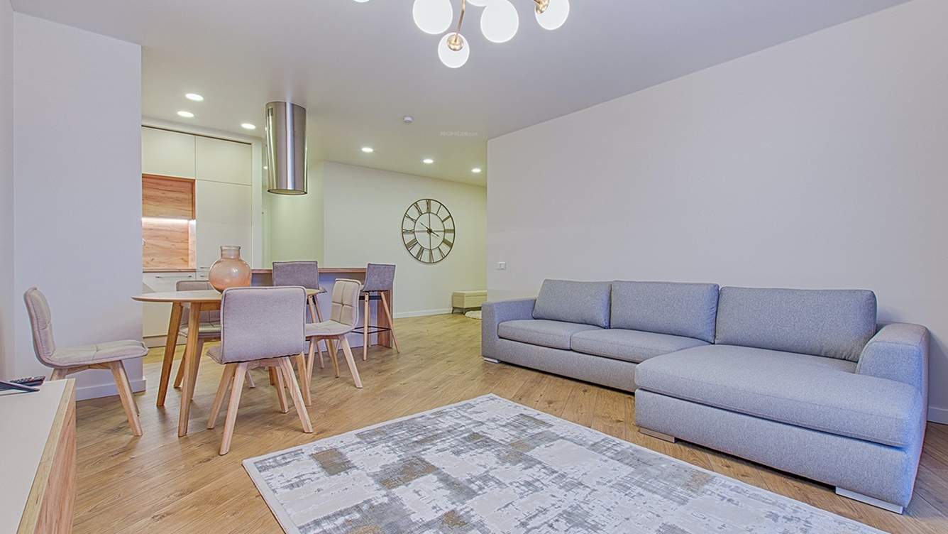  prime Living Area