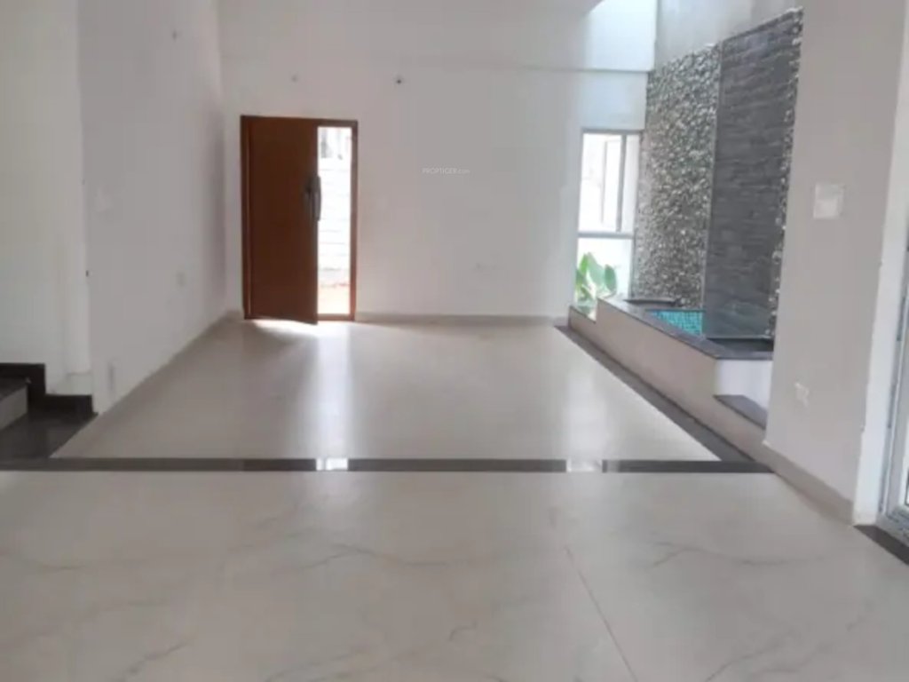  lake waters Living Area