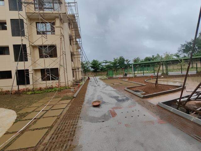 Pearl At Brigade Atmosphere