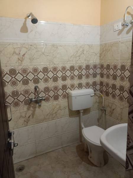  garg-enclave-phase-ii Bathroom