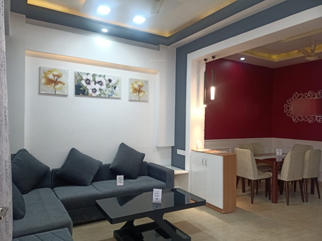  garg enclave phase ii Living Area