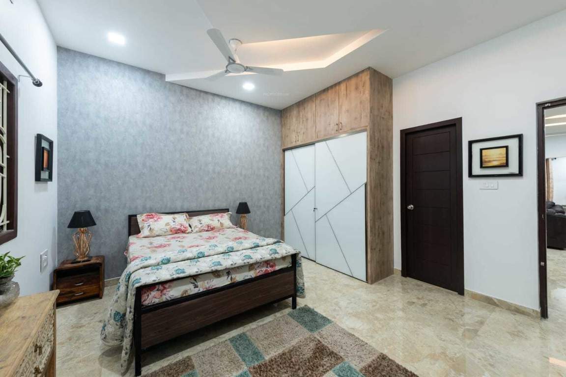  pallikaranai luxury villa Bedroom