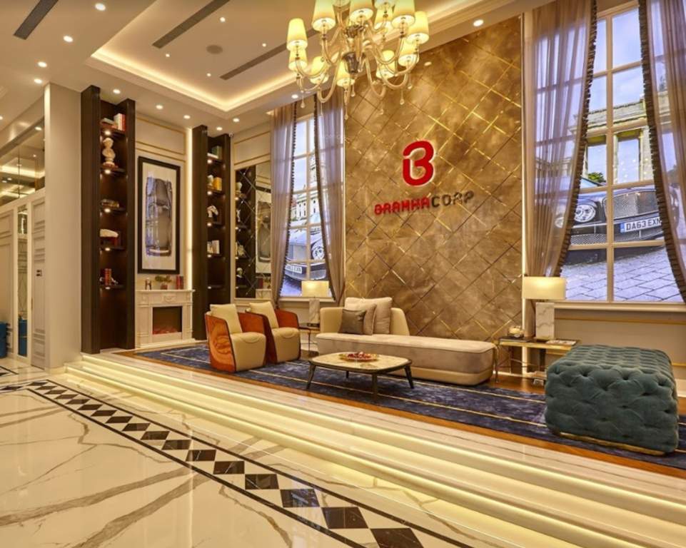  the collection residential w8 Waiting Lounge