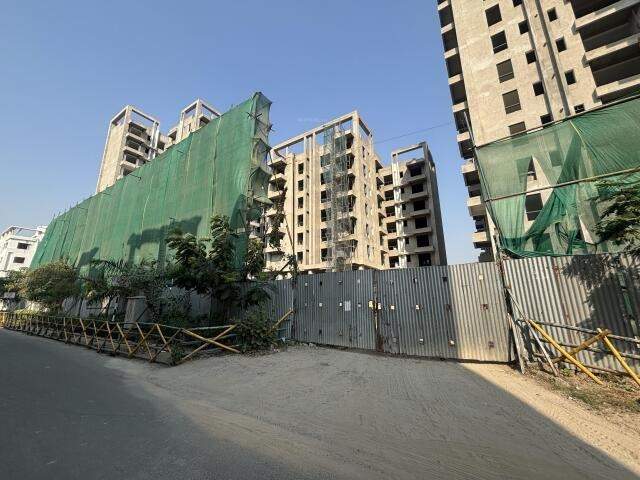 urvisha the condoville Construction Status March 25