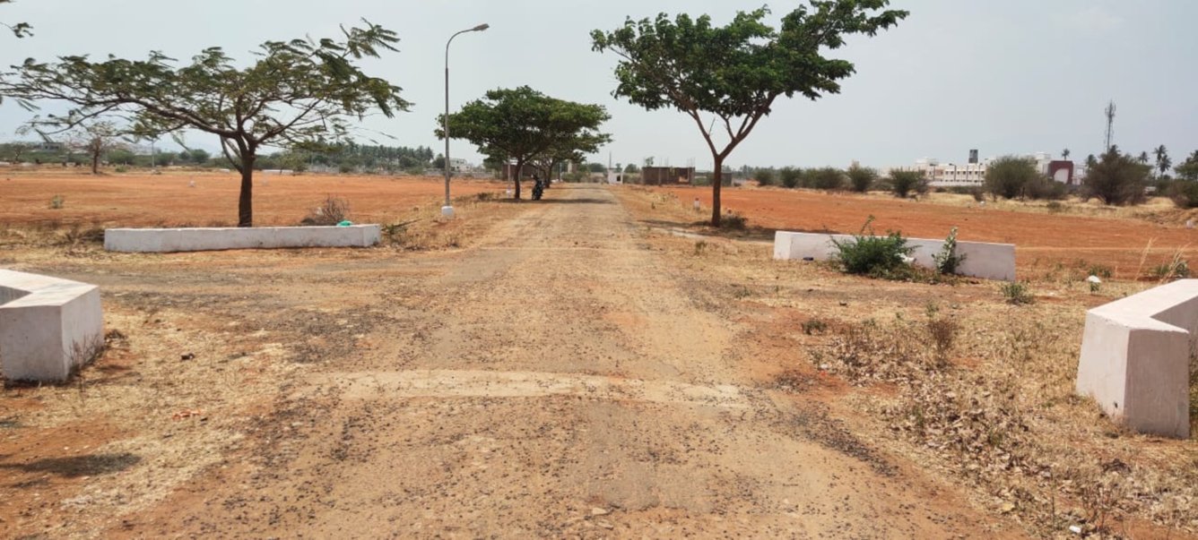 hill view p and t colony Plot