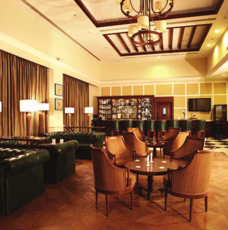  independent floors at dlf city phase i and iii Party Hall