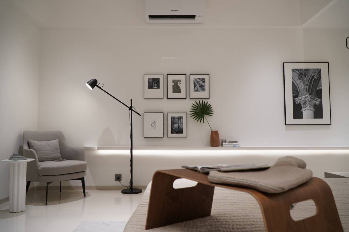  eminence 96 Living Area