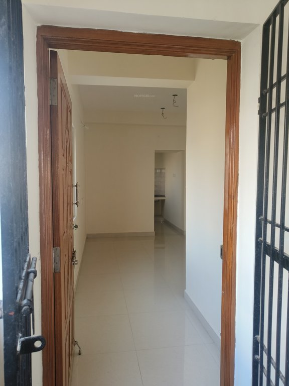  mani bharathi enclave Living Area