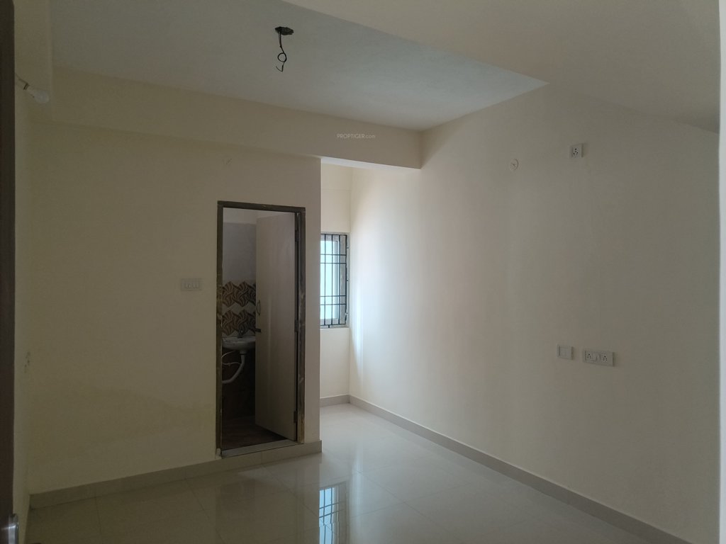  mani bharathi enclave Living Area