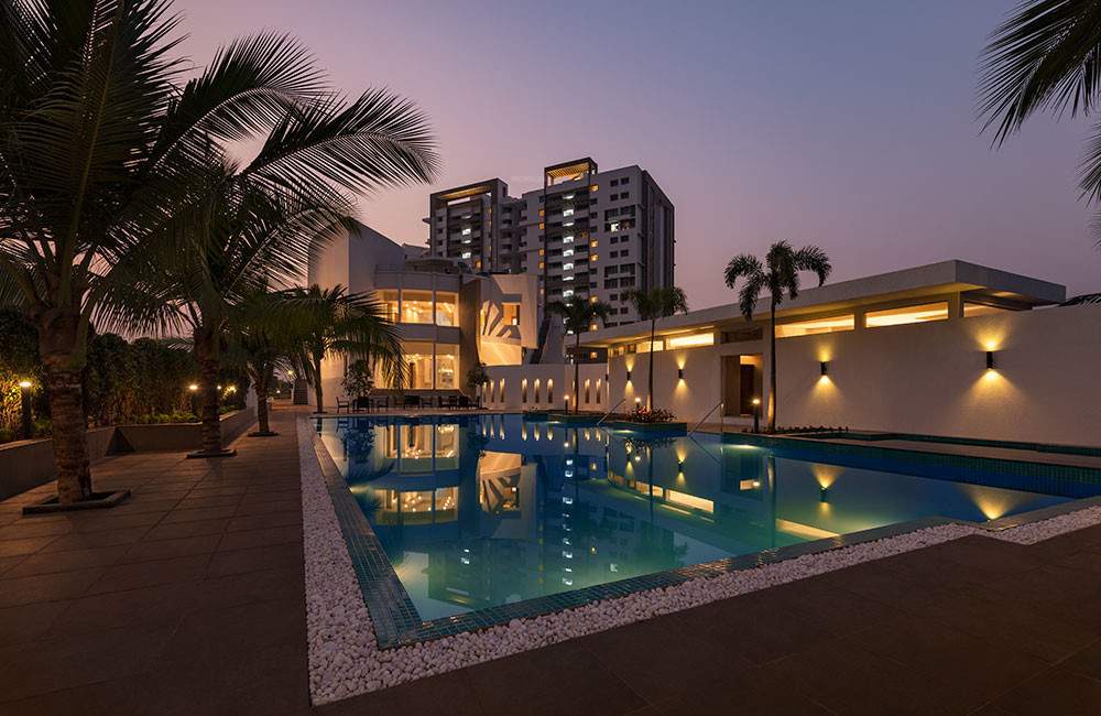  nirvaana Swimming Pool