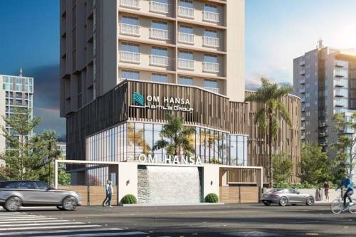  om-hansa-chsl Entrance Lobby