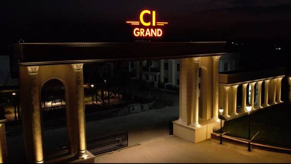 Others ci-grand Others