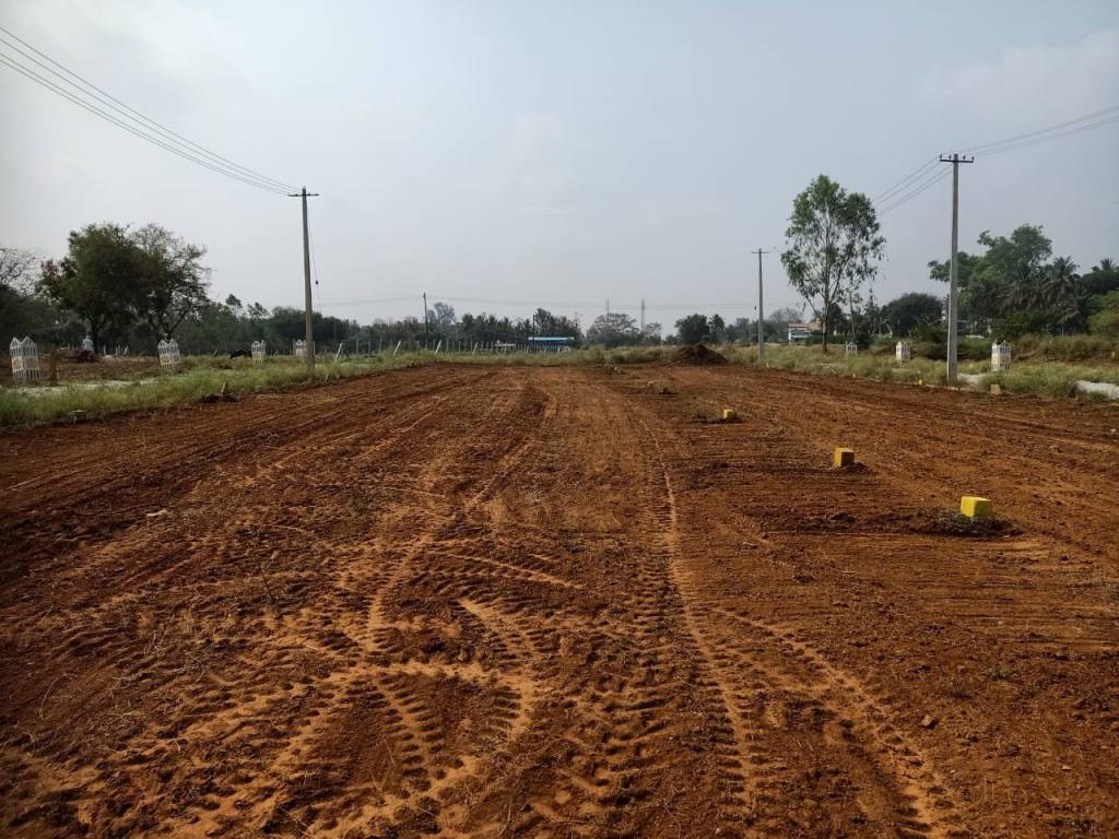  khamadenu layout Plot