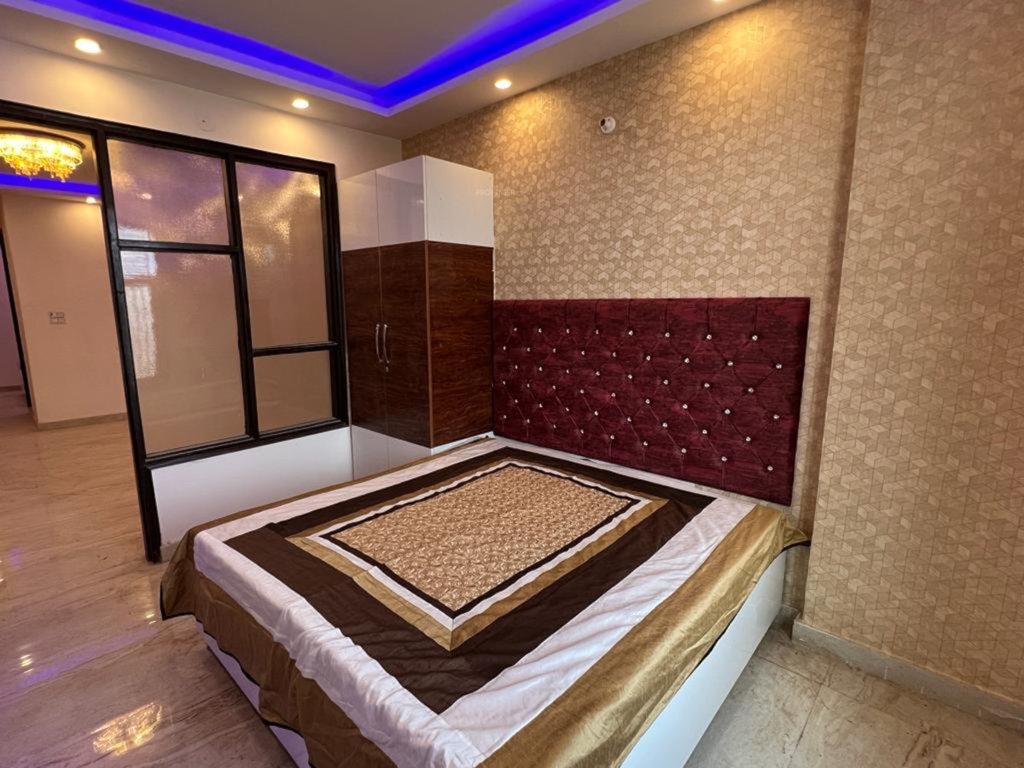  metro view apartment Bedroom