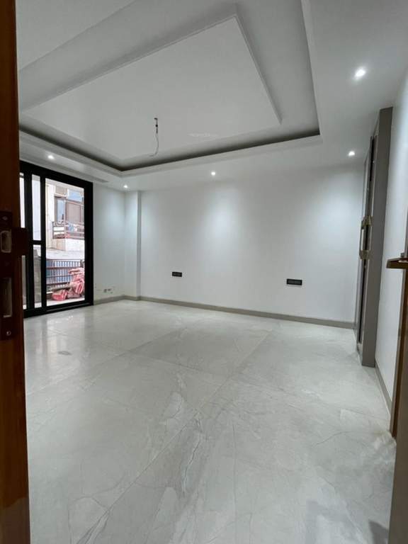  luxury floors Living Area