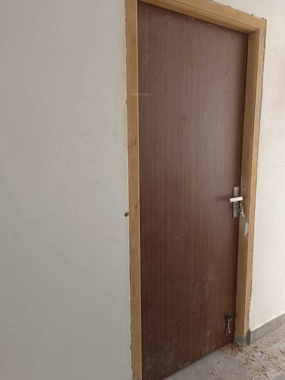  ikon tower Living Area