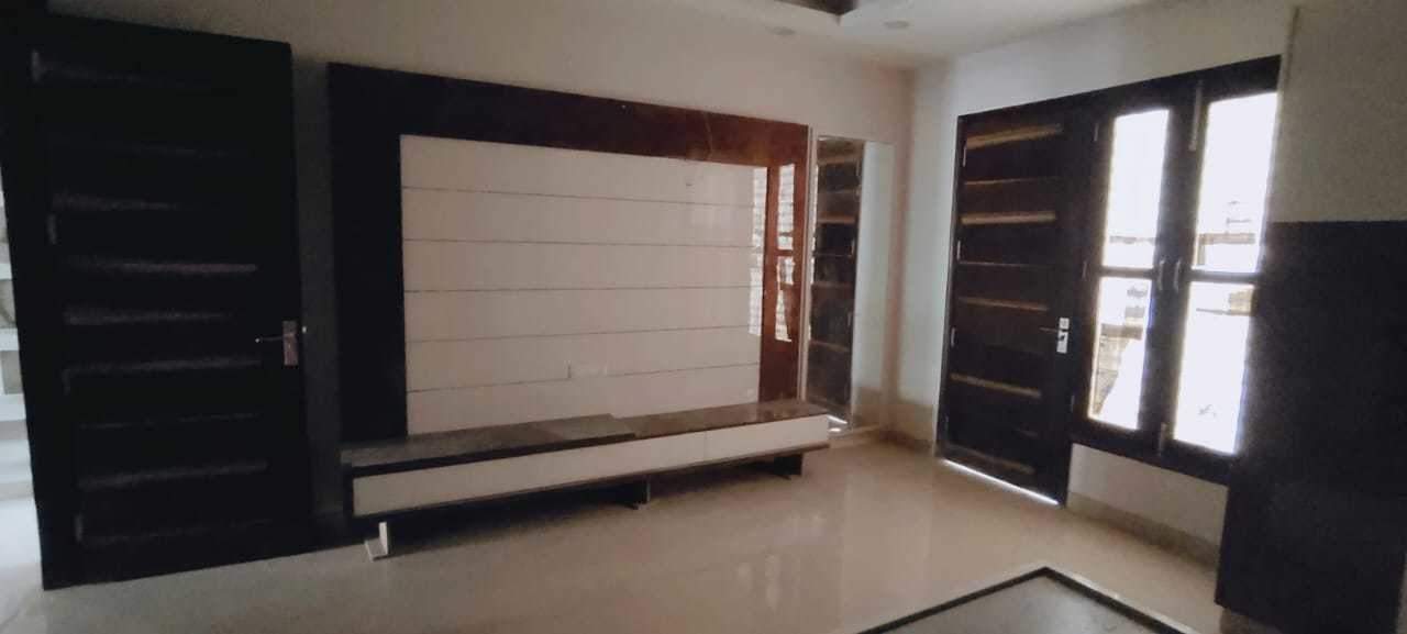  kamra Bedroom