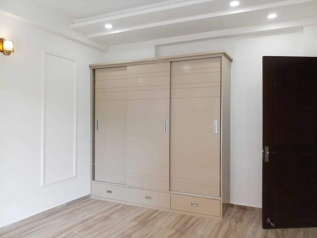 kamra Living Area