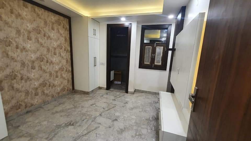  the luxuria Living Area