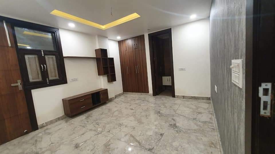  the luxuria Living Area