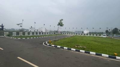  iris Internal Roads & Footpaths