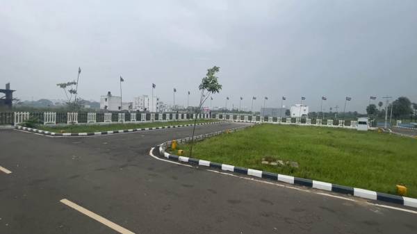  iris Internal Roads & Footpaths