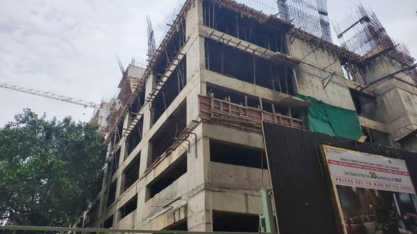  ruparel-vivanza Tower 1 Construction Status June-25